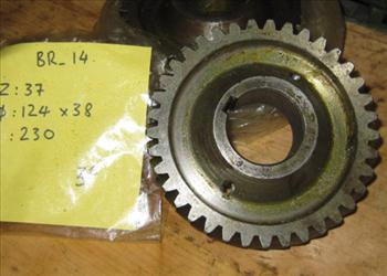 Z-37
ĐK răng: 124
ĐK lỗ: 38
Cao: 23