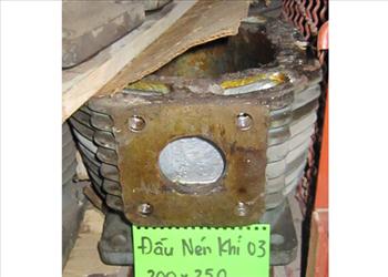 Kích thước: 200 x 250