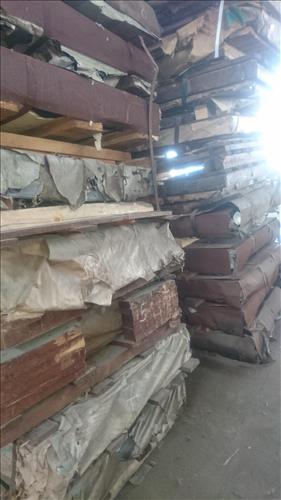 Vật liệu tồn kho nhà nước tại Châu Âu
- Tôn, thép trắng dạng tấm với nhiều loại, độ dày mỏng khác nhau. Do Đức và Áo (Austria) sản xuất. 
- Tôn thép đen dạng tấm với các độ dày mỏng khác nhau...
- Các loại thép hình như. O, H, L, V, Ф và các loại thép đặc biệt để chế tạo máy...
Các loại vật tư trên dùng cho các ngành công nghiệp.
Khách hàng cần loại vật tư, kim loại gì thì xin liên hệ trực tiếp với tôi để trao đổi cụ thể.