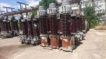 Sứ cách điện dùng cho các nhà máy điện, trạm biến áp phân phối, đường dây truyền tải điện cao thế
Nguồn gốc từ kho dự trữ quốc gia tại Châu Âu.
Liên hệ trực tiếp để biết thêm chi tiết hoặc gửi yêu cầu cho chúng tôi.