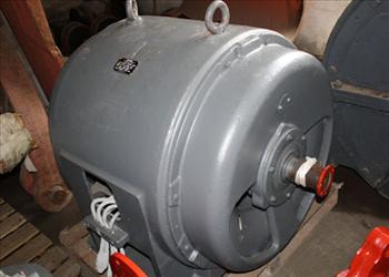 Động cơ chính cho máy xúc EKG 4,6B và 5A АЭ 113-4 (250kw)