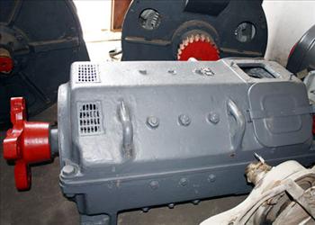 Đông cơ nâng hạ ДПЭ – 82 (200kw)